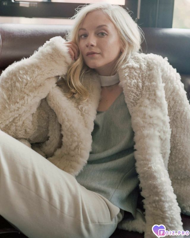 Emily Kinney