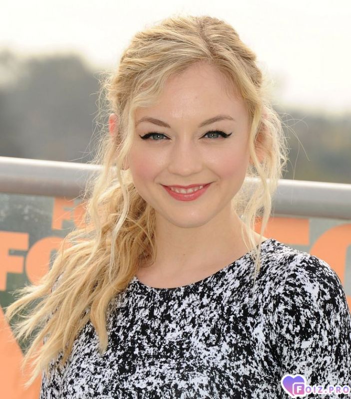 Emily Kinney