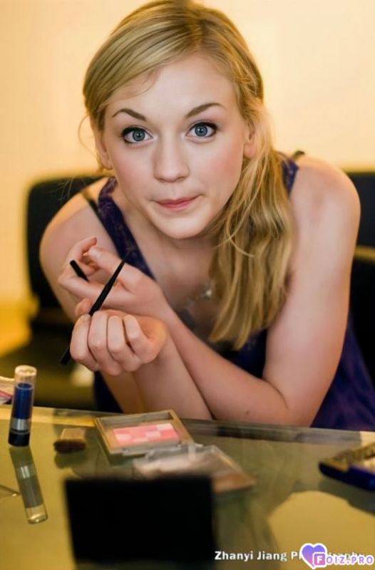 Emily Kinney