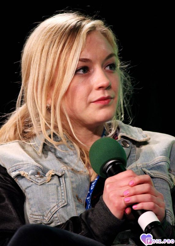 Emily Kinney