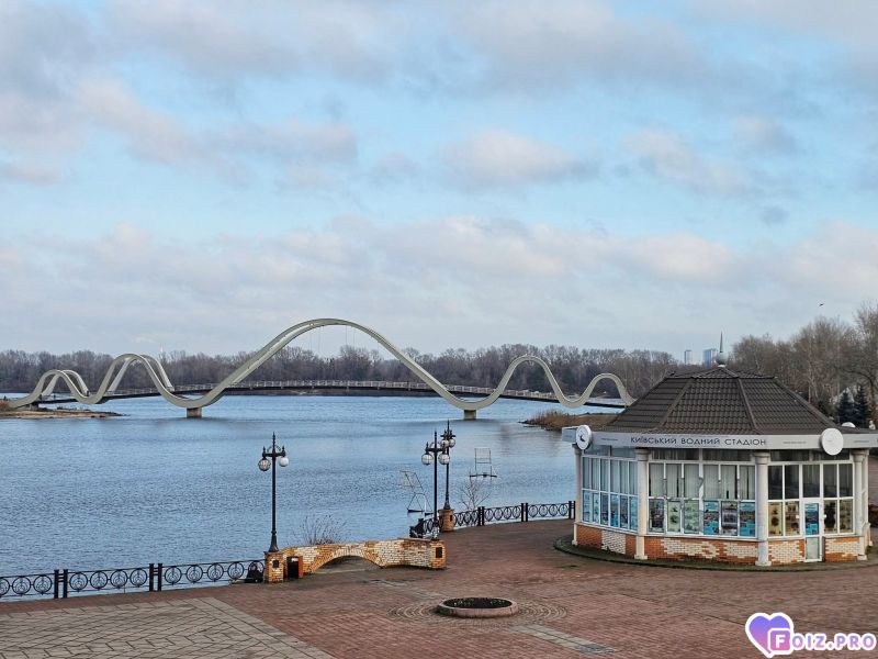 Оболонская набережная глист