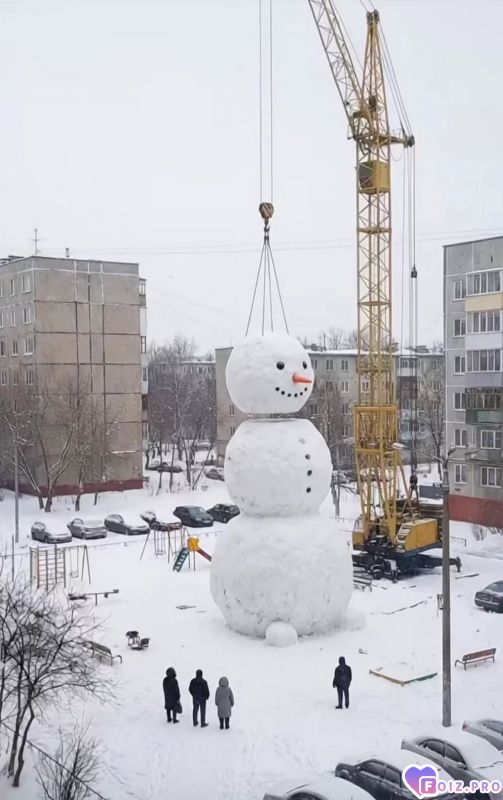 Убрали снег построили бабу