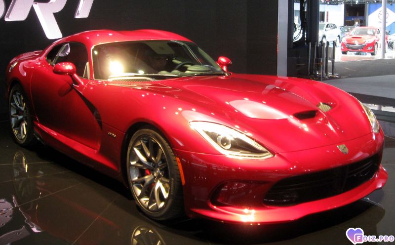 2013_SRT_Viper_--_2012_NYIAS(1)