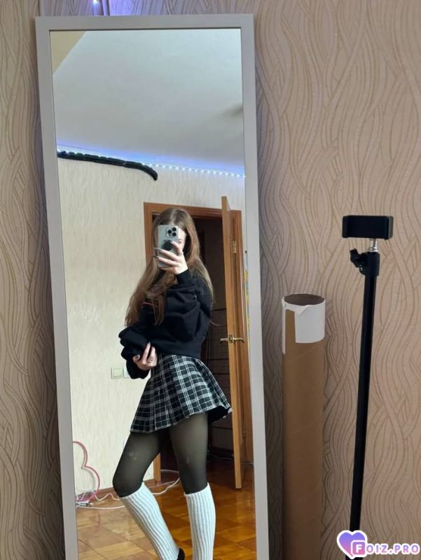 Друзьяшки, правда я красотка?)))