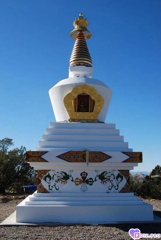 -Буддийская-Ступа-