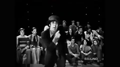 Adriano_Celentano_Claudia_Mori_Yuppi_du_HD_YouTube-