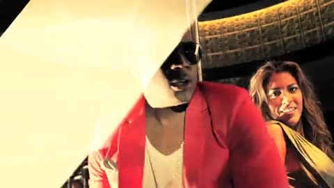 Qwote_feat_Pitbull___Lucenzo_-_Dancar_Kuduro