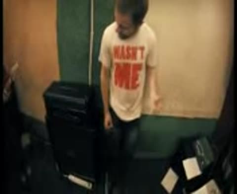 __Oksana_Pochepa_Akula_-_Ona_t-cBzBtD9jg_176x144