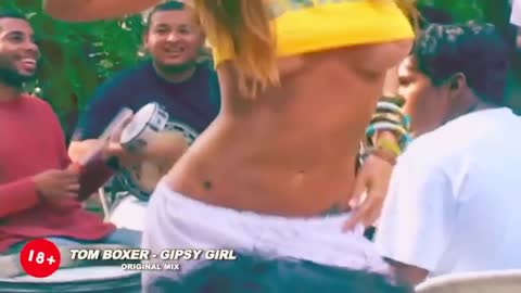 DEEP_HOUSE_Tom_Boxer_Gipsy_girl_original_mix_2015_lyric_music_video_18_