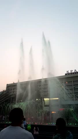 video-374218956298ece4958b34193f30a964-V