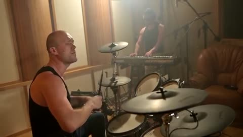 Foiz__v-s_mobiДети_Фристайла_-_Ревную