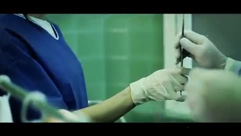 MOSCHNYJ_ROLIK_SMOTRET_VSEM_ZVERJA_NET_STRAWNEJ_ChEM_ChELOVEK-