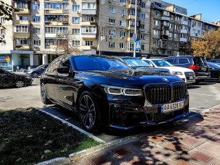 luxury_cars_ukraine_1___B13H5YtImOO___