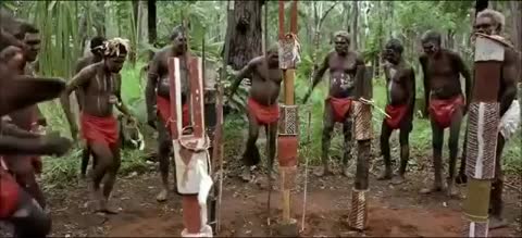 Papuasy_tancujut_pod_tatarskie_chastuwki_YouTube-