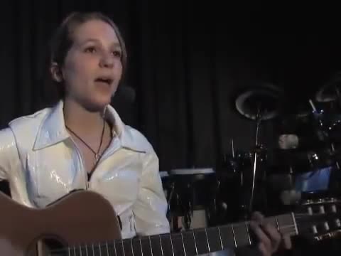 I_Will_-_MonaLisa_Twins_The_Beatles_Cover_live