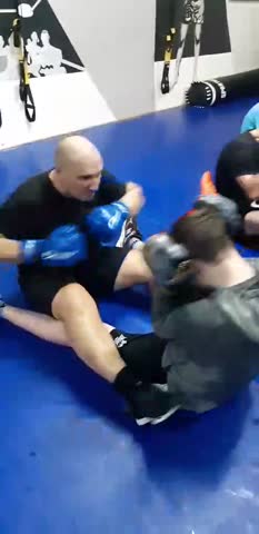 video-076f7187781dedd043f632fabb113f22-V