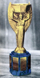 La Coupe Jules Rimet cropped
