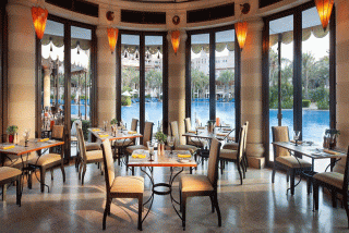 11_Madinat-jumeirah-al-qasr-tchaikovskaya_posta-magazine