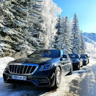 w222official___B59-CLmpxW1___