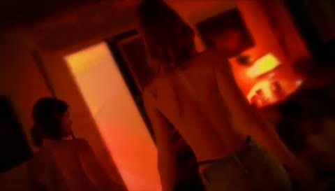 Placebo_-_Protege-Moi_-_Videographed_by_Gaspar_Noe