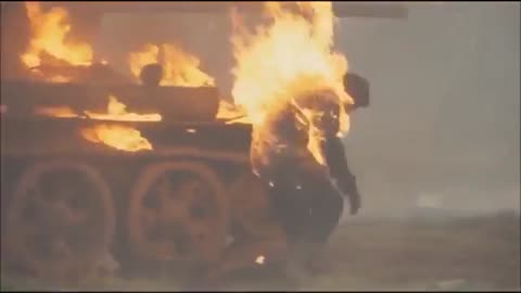 Песня_-_По_полю_танки_грохотали