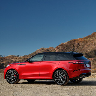 landrovercanada___B8Bvda8pB8P___