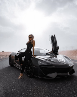 kings_rental_cars_1___B8_m-6hHWsY___