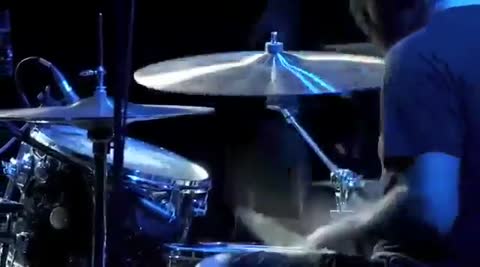 vidmo__NEUROSIS_locust_star_-_EncoreRappel_Paris_52513__2142641