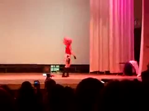 косплей_наруто_танец_Сакуры_и_Саске