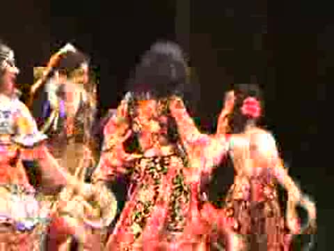 __Teatr_Romyen_Podkova_schastya_Plyaska_5_7Ri0LR2i9Uw_320x240_1