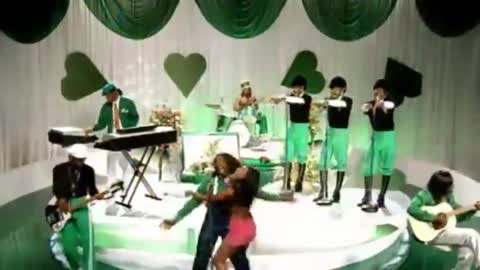 OutKast_Hey_Ya_Official_Music_Video