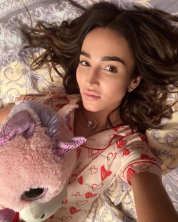 Ольга Бузова