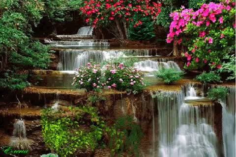 Красивый водопад