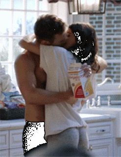 tumblr_pe96fyOOfO1v53f3io1_400