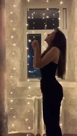 Clip_by_valerie_stein00