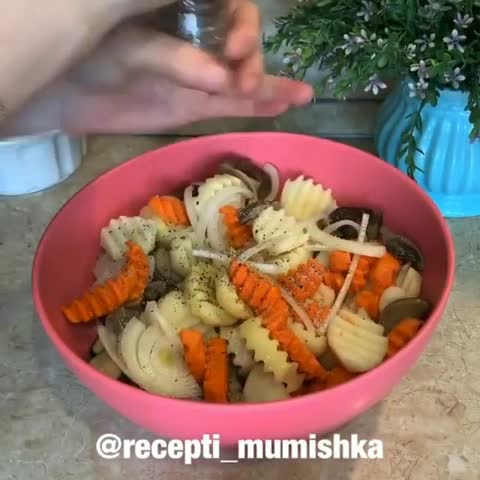 zdes__vkusno_____CCyF14MlpUI___