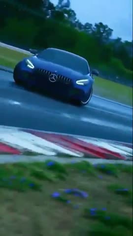 mercedesbenzusa-___CDjM-WPAlXk___-
