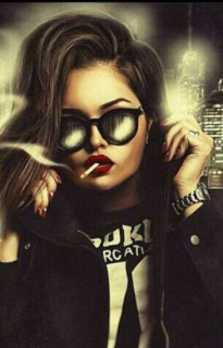 125099900-352-k477565