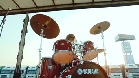 Xduard_Husnutdinov_Dolgozhdannyj_hit_Doroga-_im