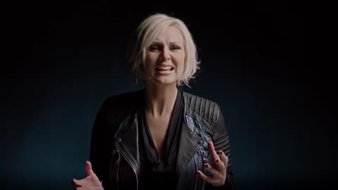 Sanna_Nielsen_-_Undo