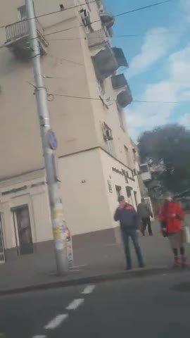 video-0-02-05-223c5df87d8d5680bbea6c8904250f2405ed5a3e5143dda338c47e675ed9c531-V