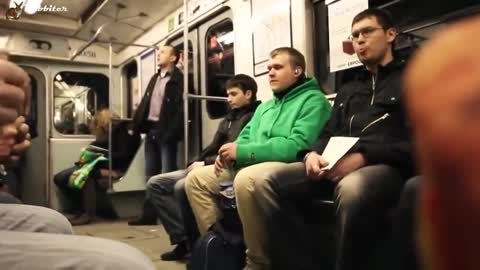 Колян_танцует_лучше_всех__Euro_feat_Singletown_480P
