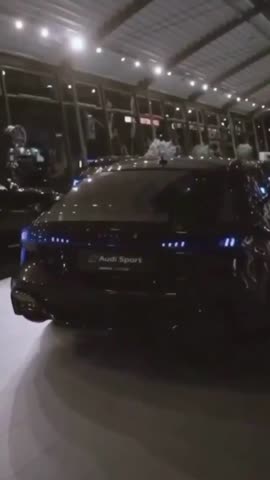 acesofluxury-___CJWfn64pDj0___-