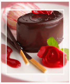 Шоколадный десерт и роза