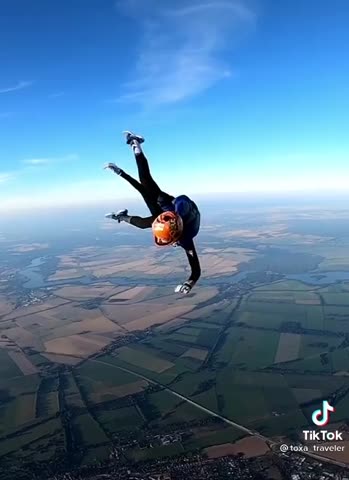 8b56eb3a73ffb583146d7fbd1616e942