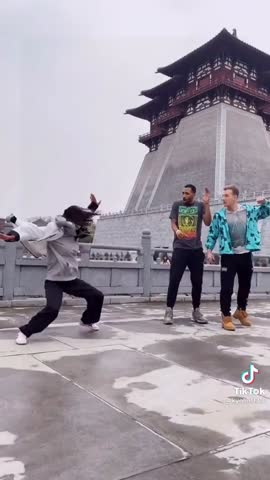 1ed01703db204f781a018babc8214b28