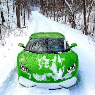 lambocarphoto-___CNkUwE3FS-g___-