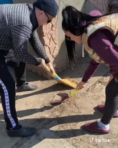 bfc450fbd9e1b94bbded53b9b48ee057