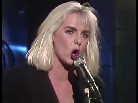 Sam_Brown_-_Stop_1988_TopPop__480_X_640_