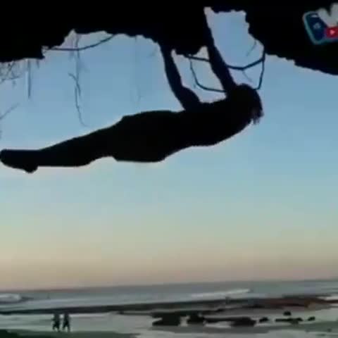 video-a4a988f4f08354e2f027539e68c3b5ae-V